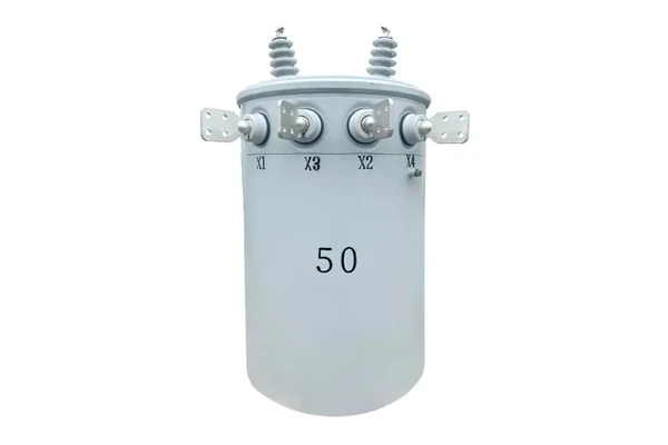 50kVA одиночной фазы полюса монтируется трансформатор